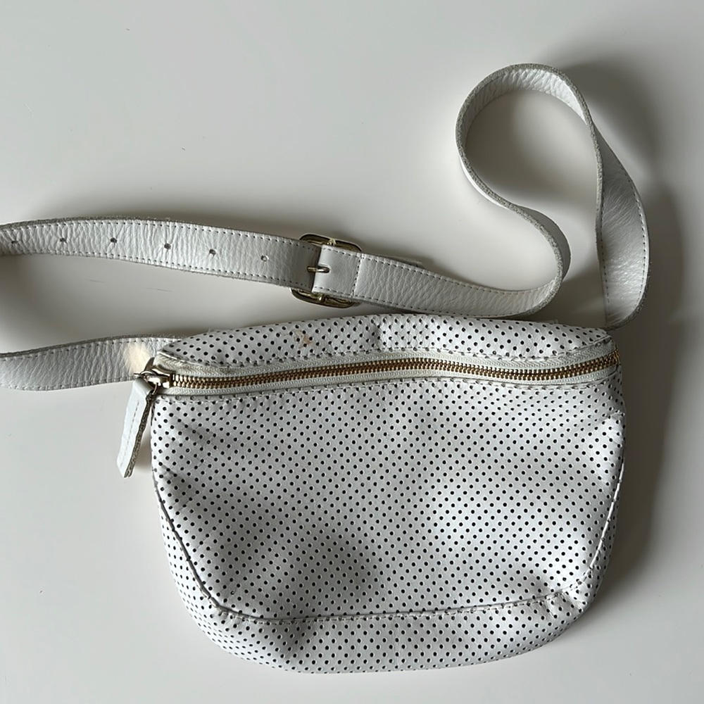 Claire V. fanny pack